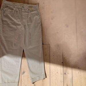 Universal Thread Women's Straight Leg/ White/ High Rise Denim